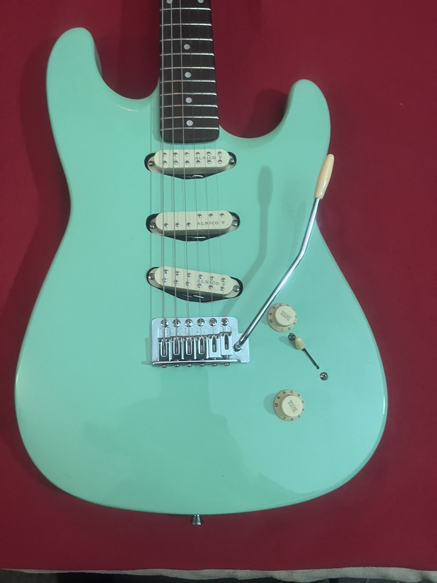 “New” Set Neck Strat