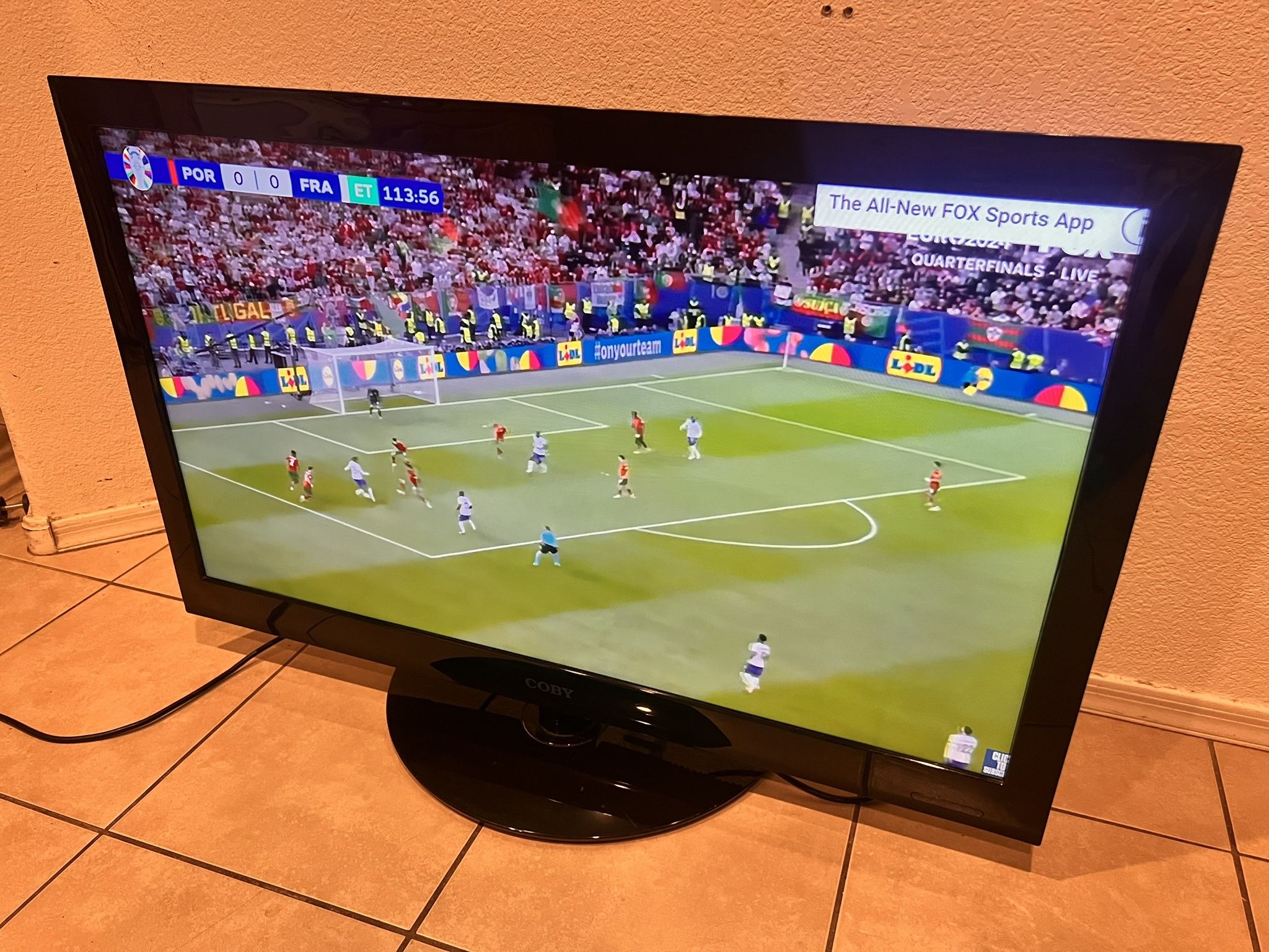 Coby 40” TFT LED Flatscreen TV LEDTV4026