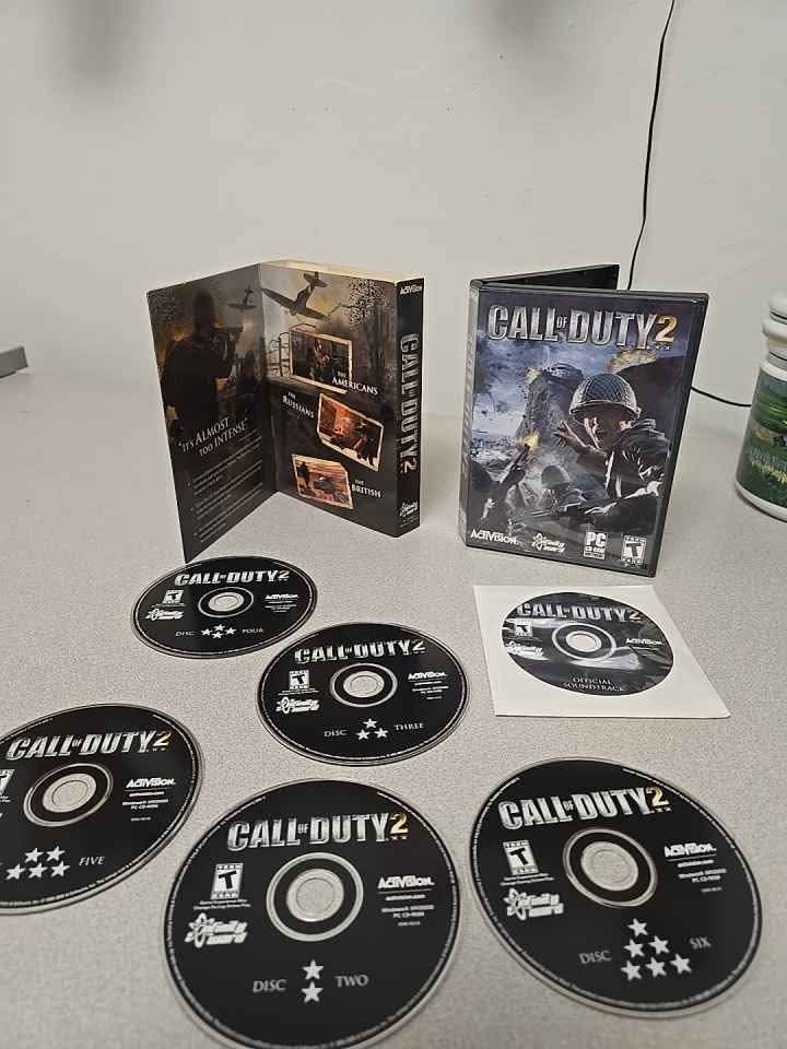 Call Of Duty 2 PC CD ROM 6 Disc Set Manual Included W/ Box. for Sale in ...
