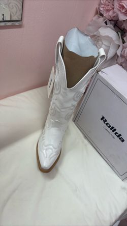 Rollda Collection White Cowboy Boots