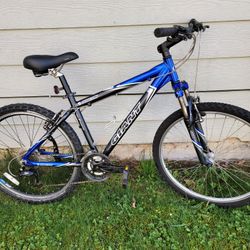 GIANT RINCON BIKE 