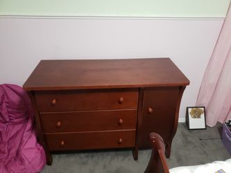 Baby dresser