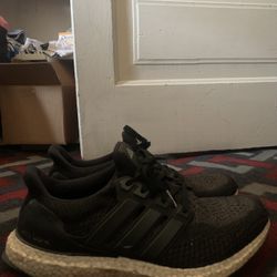 Black Ultra Boost Size 9