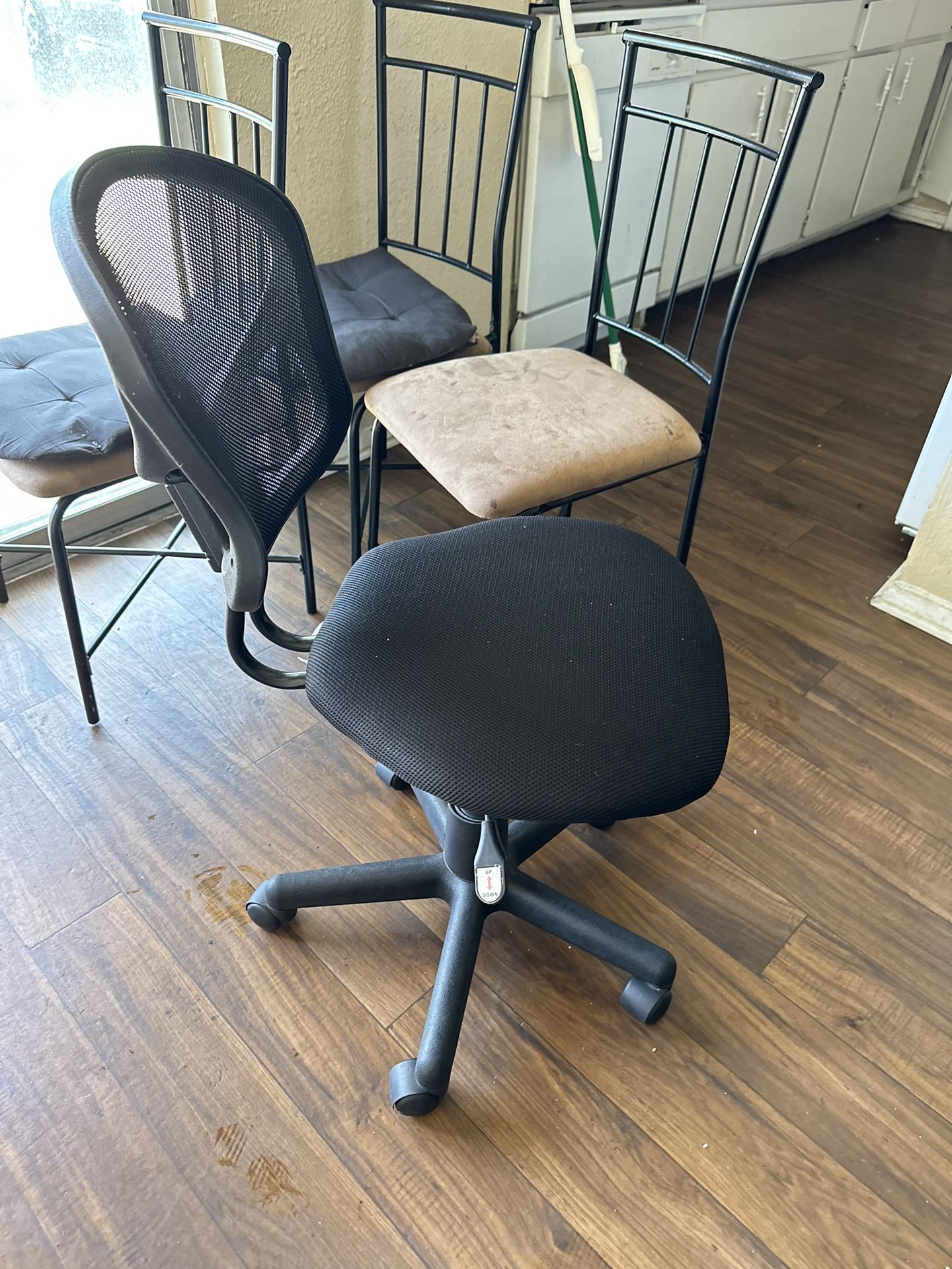 Rolling Chair for Sale