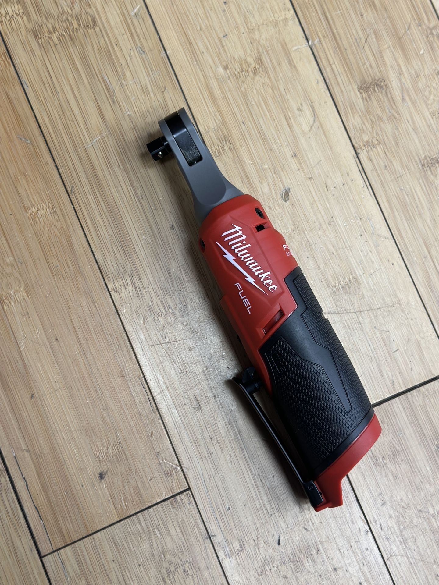 Milwaukee 3/8 M12 High Speed Fuel Ratchet TOOL ONLY