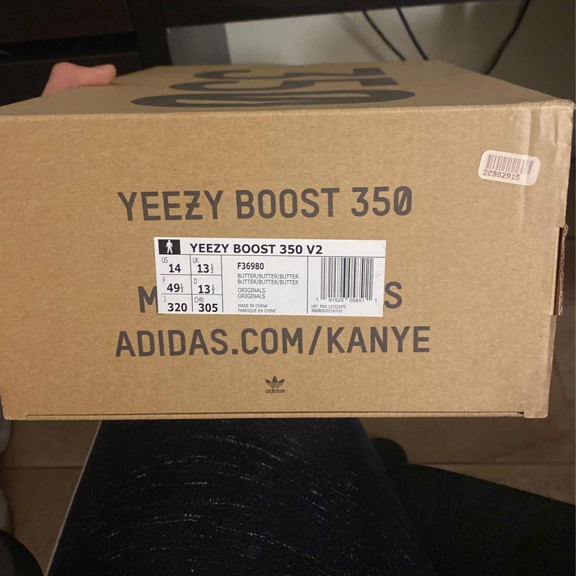 Yeezy Boost 350 V2 “butter” Size 14