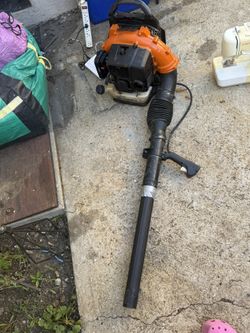 Backpack Leaf Blower Husqvarna 150BT gas backpack leaf blower.