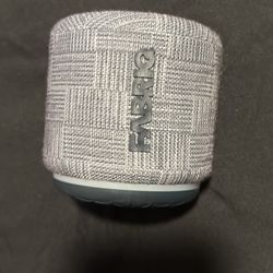 FABRIQ Speaker