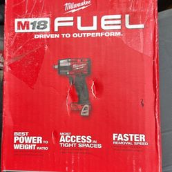 Milwaukee Mid Torque Impact 