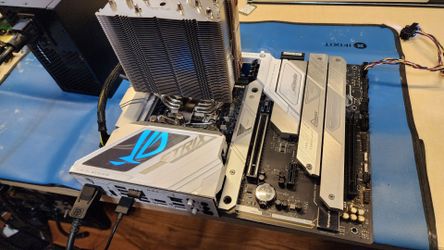 ASUS ROG Strix Z790-A Gaming WiFi ii + i9 14900k CPU Combo
