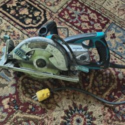 Makita 7-1/4 In. Corded Magnesium Hypoid (worm) Saw. PLEASE READ DESCRIPTION!