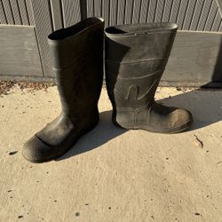 Rubber Work Boots MADE IN THE USA Concrete Boots/Farm Boots Size 11, Still In Great Shape