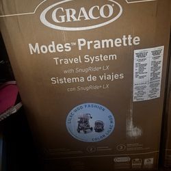Brand New Graco Travel set 