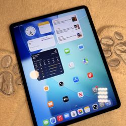 iPad Pro 12.9 inch M2 chip 6th Gen, 128GB WiFi