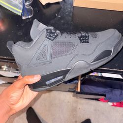 Jordan 4’s Black Cats