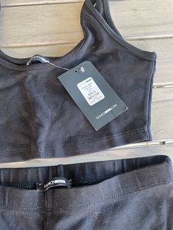 Fashion Nova sets tank top, capris
