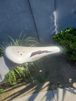 Elina Seat