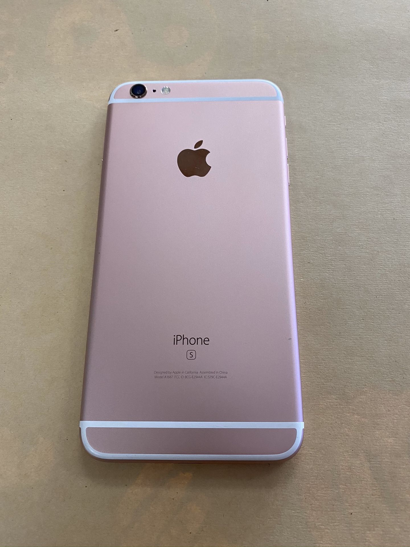 iPhone 6s Plus 16gb unlocked mint condition, rose Gold.