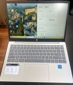 Like New HP Laptop 14inch