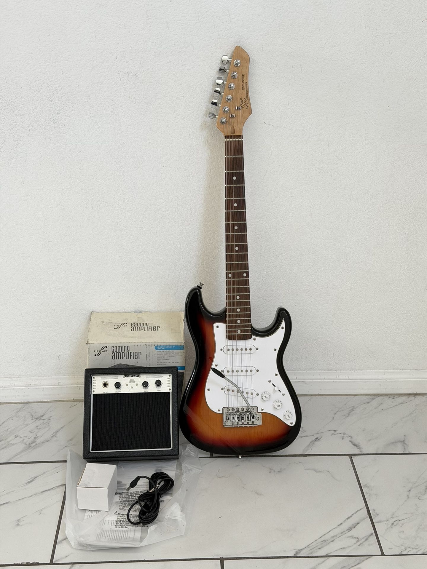 34” SX VTG Series Custom Handmade Mini Electric Guitar + New Mini Amp + Guitar Cable (Length size: 34 inches) 