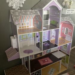 Barbie Doll House, Barbie’s And Extra Accessories For The House