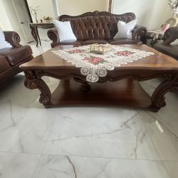 Sofa Set With Coffee Table And Stands 