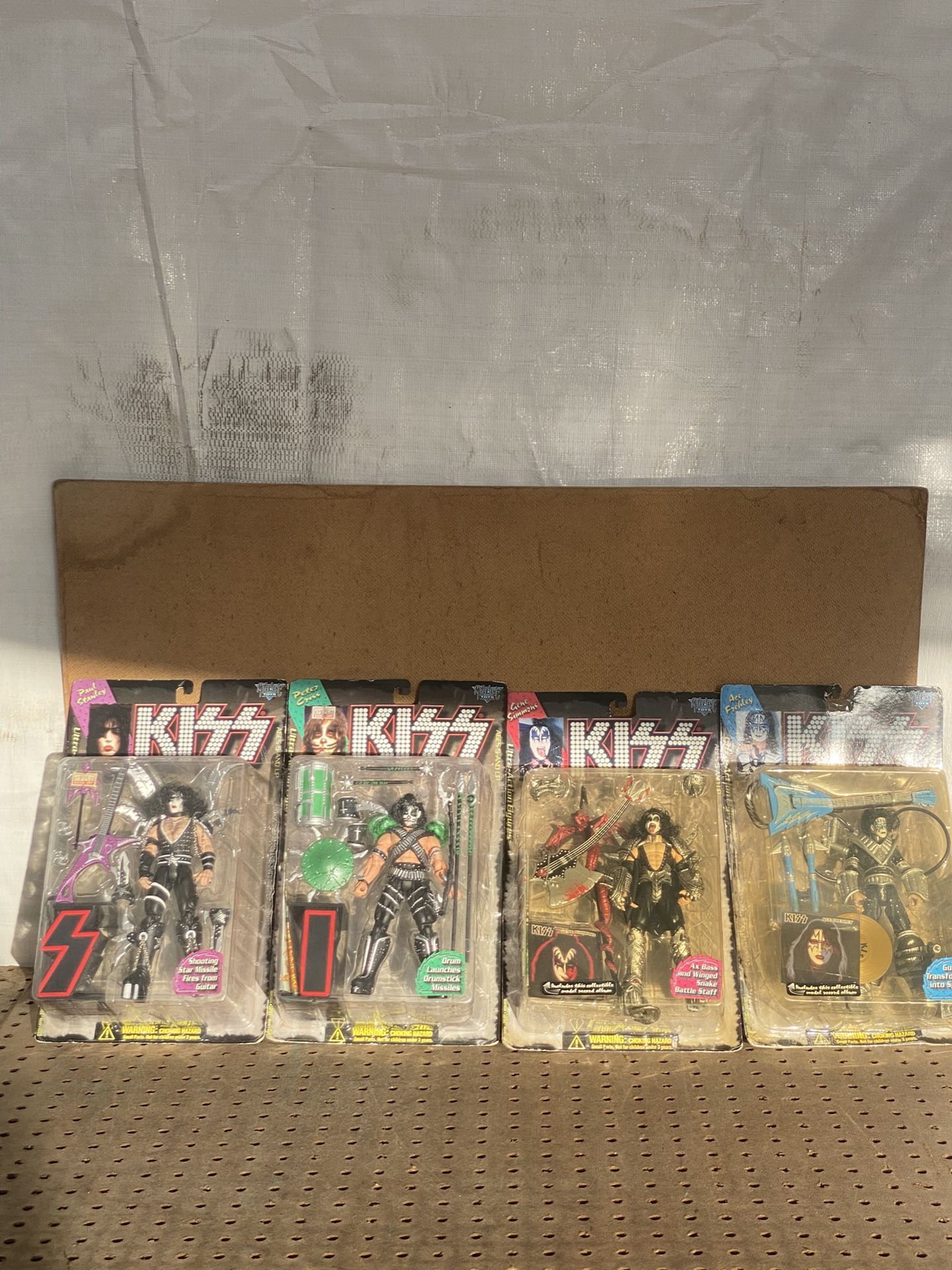 VINTAGE FULL BAND (KIZZ) ACTION FIGURES.