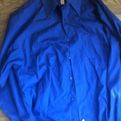 Men’s Shirts: L, XL