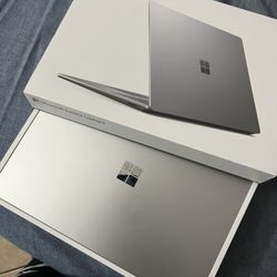 Microsoft Surface Laptop 5