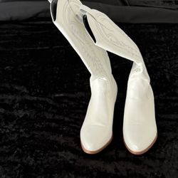 Shein White Cow Girl Boots 