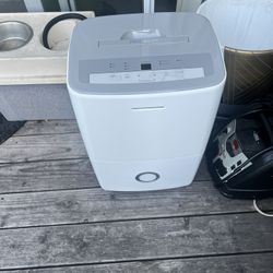 Frigidaire dehumidifier