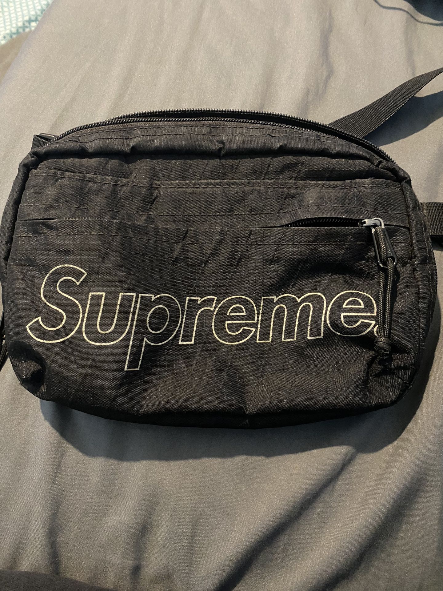 Supreme Shoulder Bag FW18 Black 
