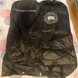 Canada Goose Garment Bag