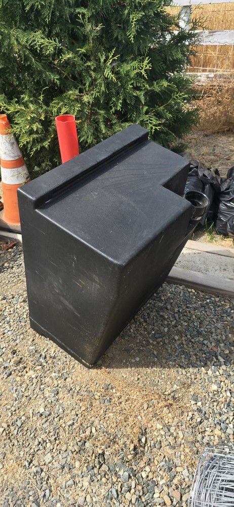 49 Gallon -Black Water RV Camper Waste Holding Tank