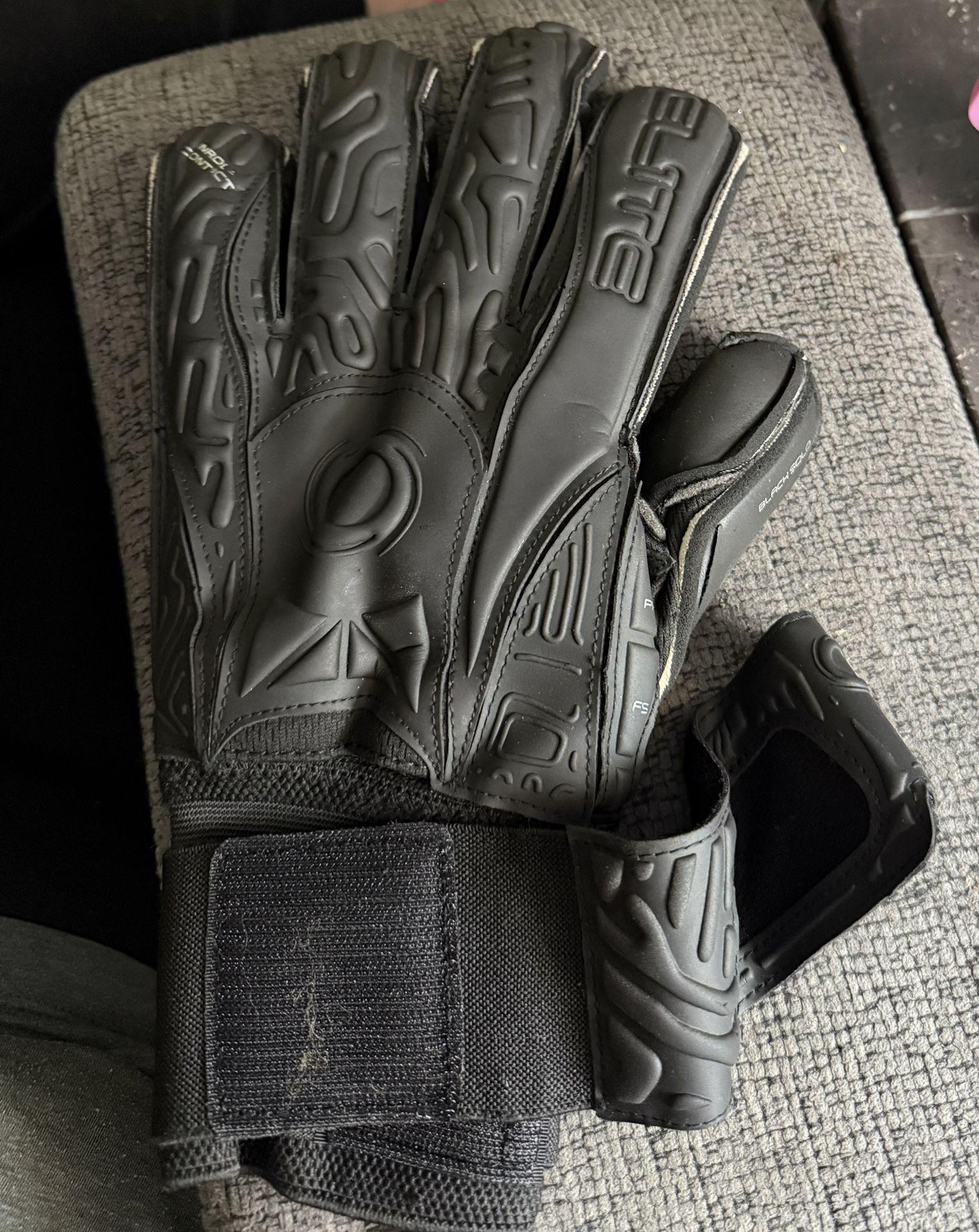 Goalkeeper Gloves Size 10 Adult