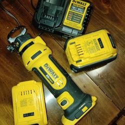 DeWalt Drywall Router 5ah, 2ahx2 Batteries And Charger