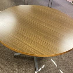 1960S KNOLL REFF PROFILES TABLE