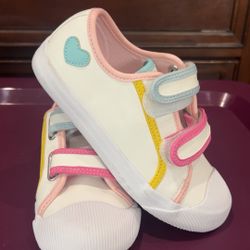 Girls Shoes