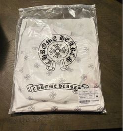 Chrome heart cross t-shirt medium
