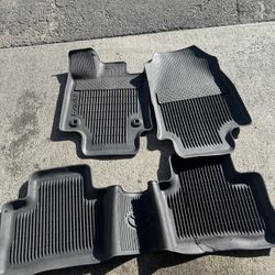 Toyota RAV4 Hybrid Floor Mats 