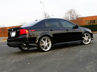 Acura TL • Very well maintained