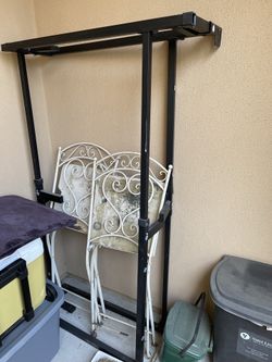 Expandable bed frame twin - queen-FREE