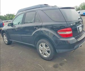 2006 ml350 parts available