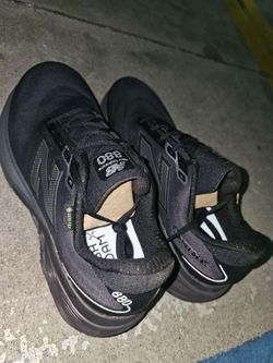 New balance shoes