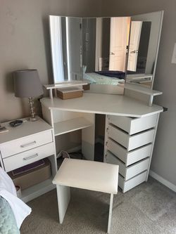 White Corner Vanity with Mirror and Stool