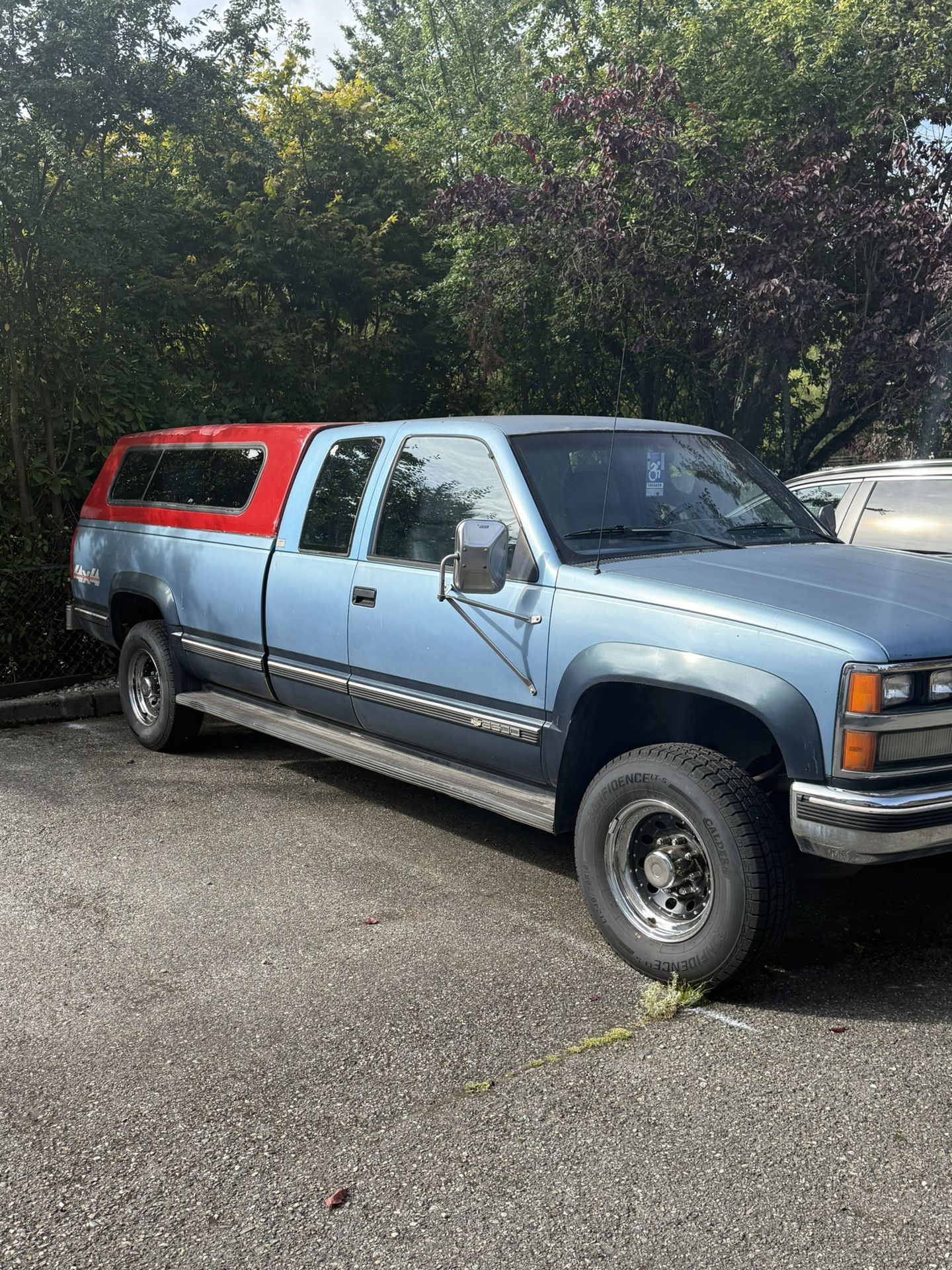 1988 Chevrolet Silverado 3500 GMT400 4-speed manual 4x4 Clean and rust free $2500 