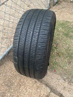 One All Season Tire 245/40/R19
