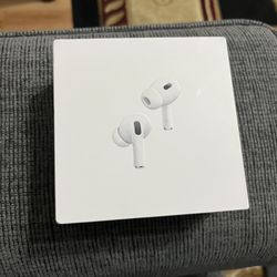 Apple - AirPods Pro (2nd generation) with MagSafe Case (USB-C) - White