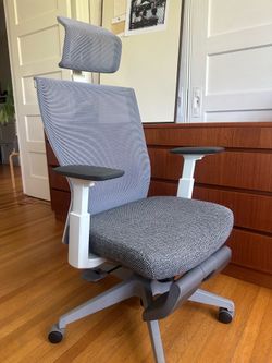 Computer chair