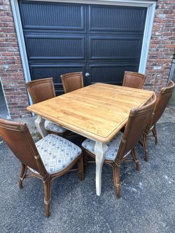 Dining Table & Chairs (6)